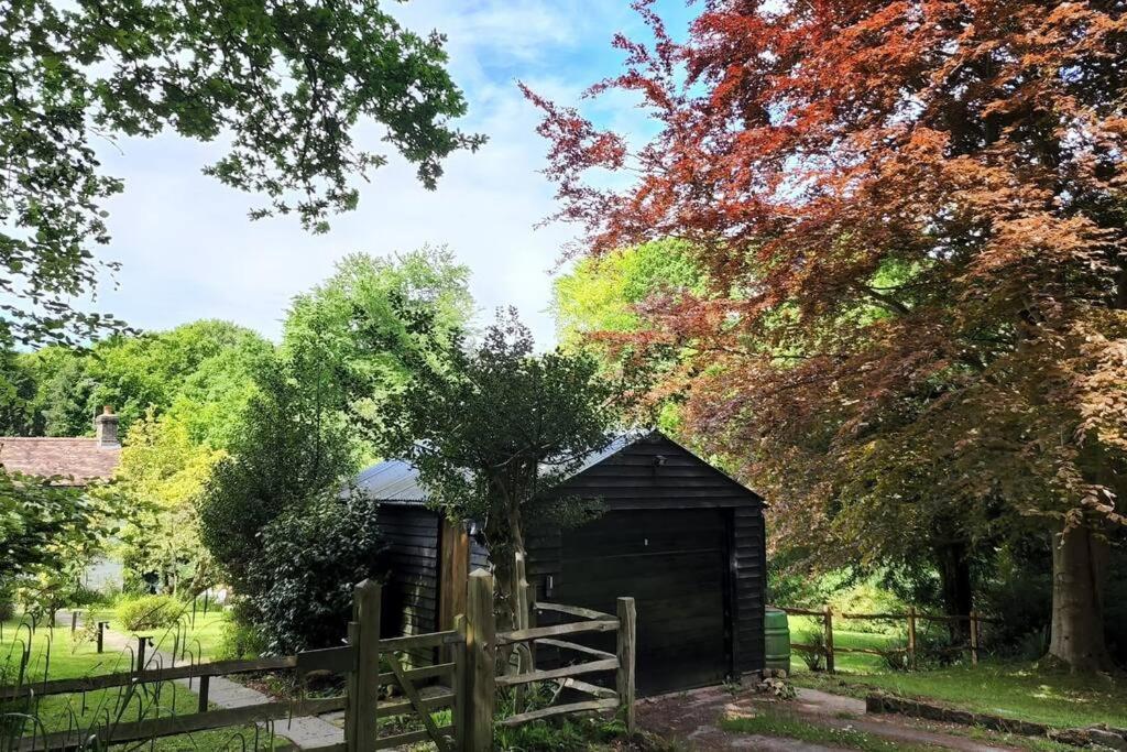 Ashdown Forest Character Cottage, 18Th Century Crowborough Zewnętrze zdjęcie
